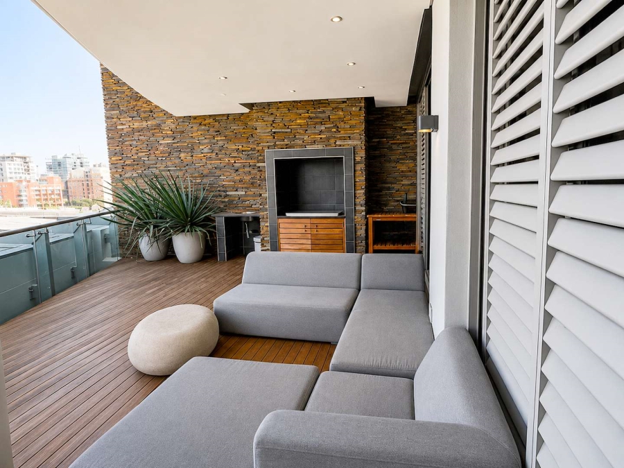 To Let 2 Bedroom Property for Rent in Sandown Gauteng