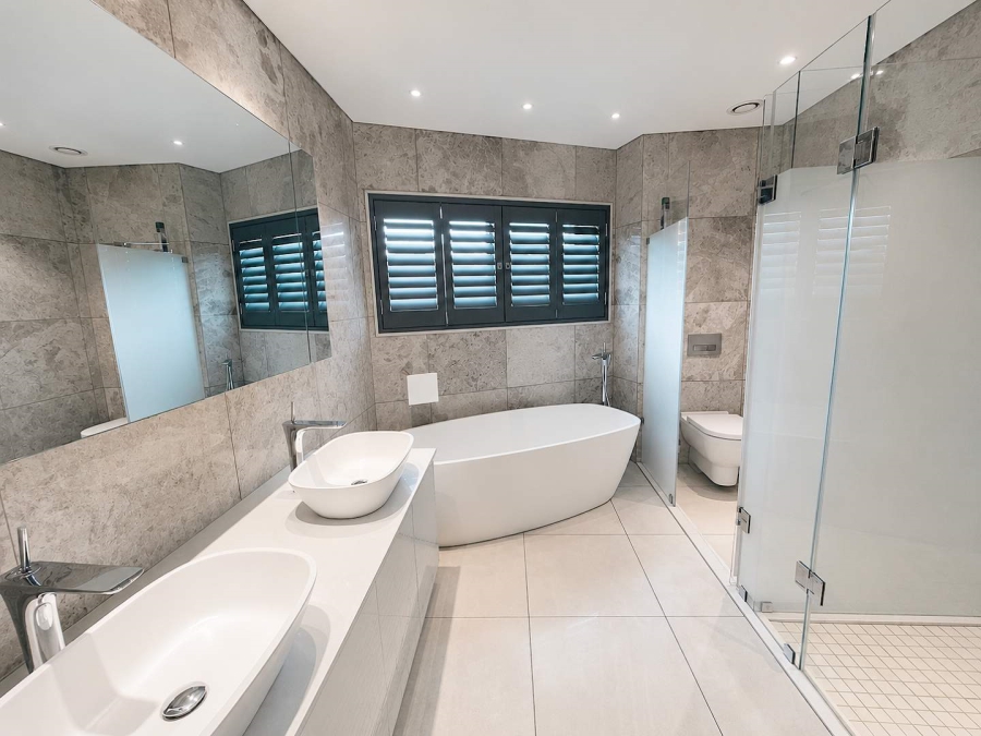 To Let 2 Bedroom Property for Rent in Sandown Gauteng