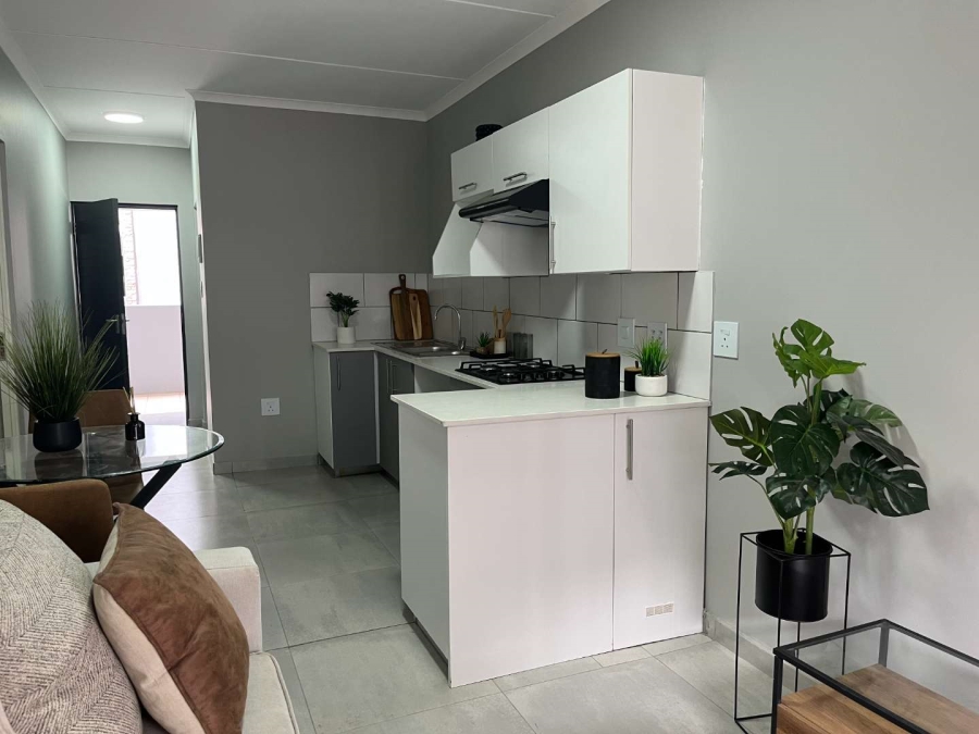 To Let 1 Bedroom Property for Rent in Ferndale Gauteng