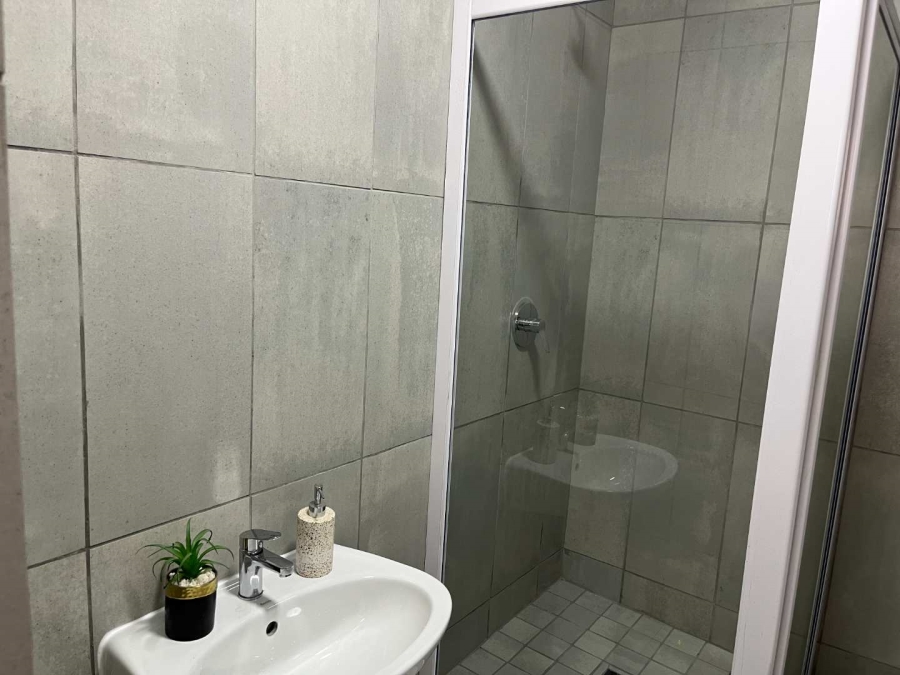 To Let 1 Bedroom Property for Rent in Ferndale Gauteng