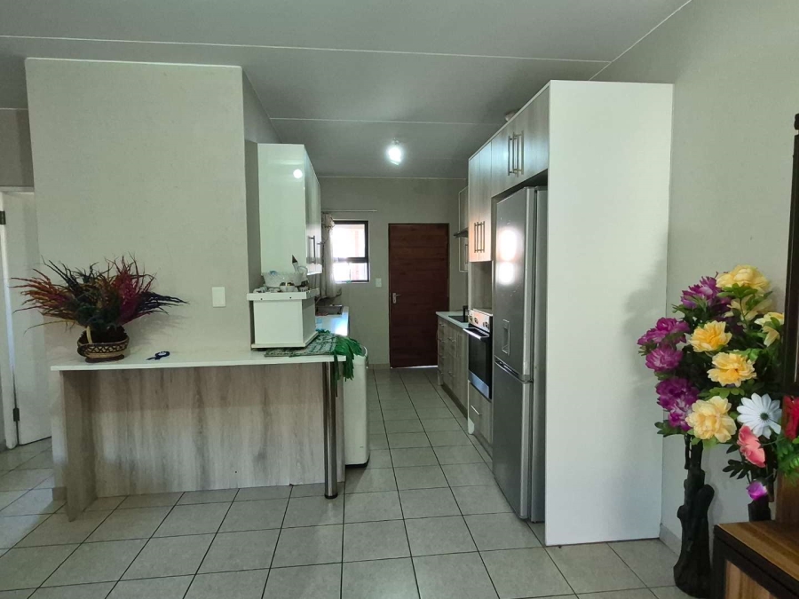 To Let 3 Bedroom Property for Rent in Terenure Gauteng