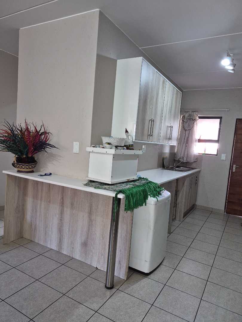 To Let 3 Bedroom Property for Rent in Terenure Gauteng