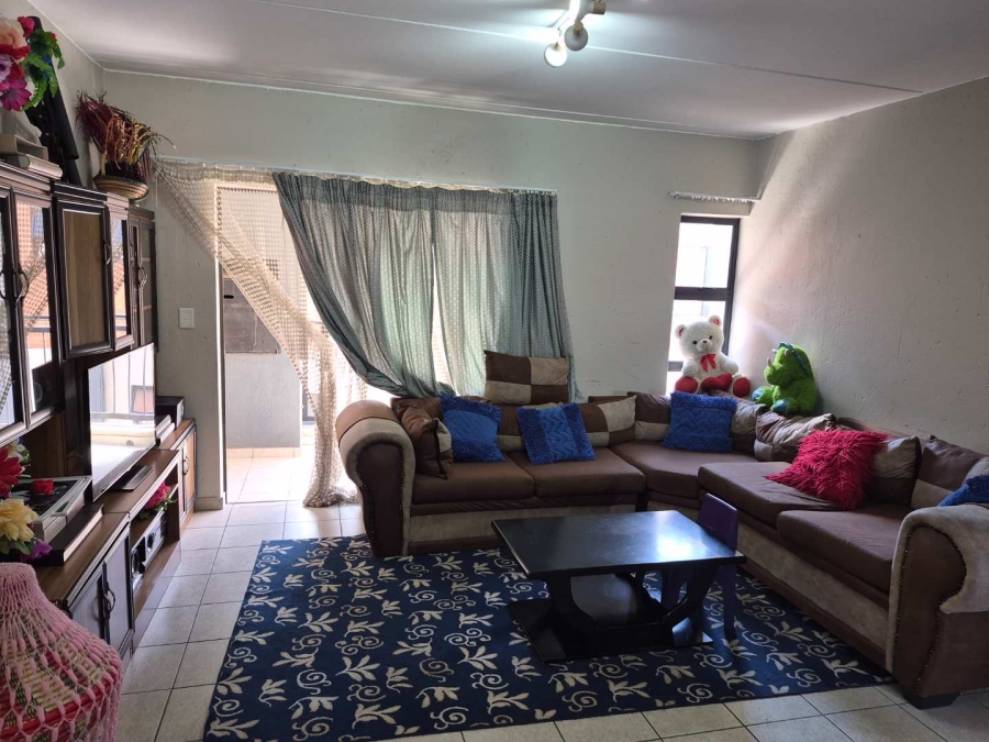 To Let 3 Bedroom Property for Rent in Terenure Gauteng