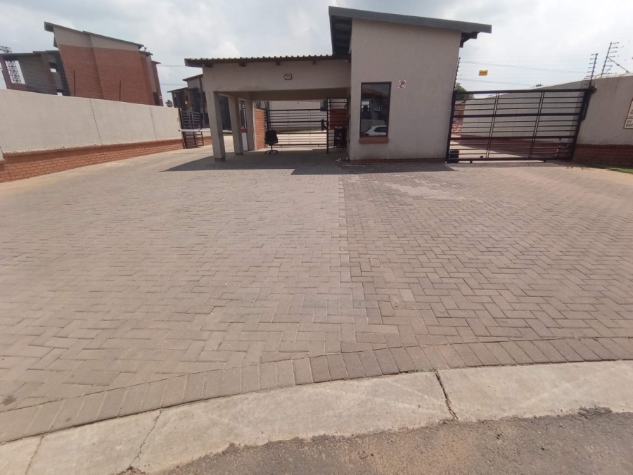To Let 3 Bedroom Property for Rent in Terenure Gauteng