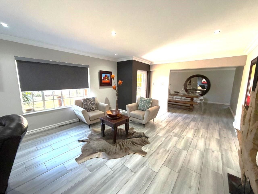 3 Bedroom Property for Sale in Faerie Glen Gauteng