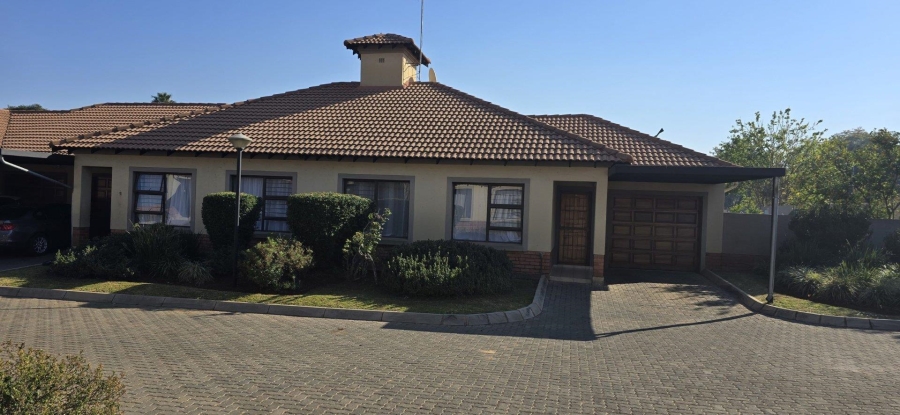 3 Bedroom Property for Sale in Sinoville Gauteng
