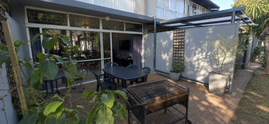 2 Bedroom Property for Sale in Murrayfield Gauteng