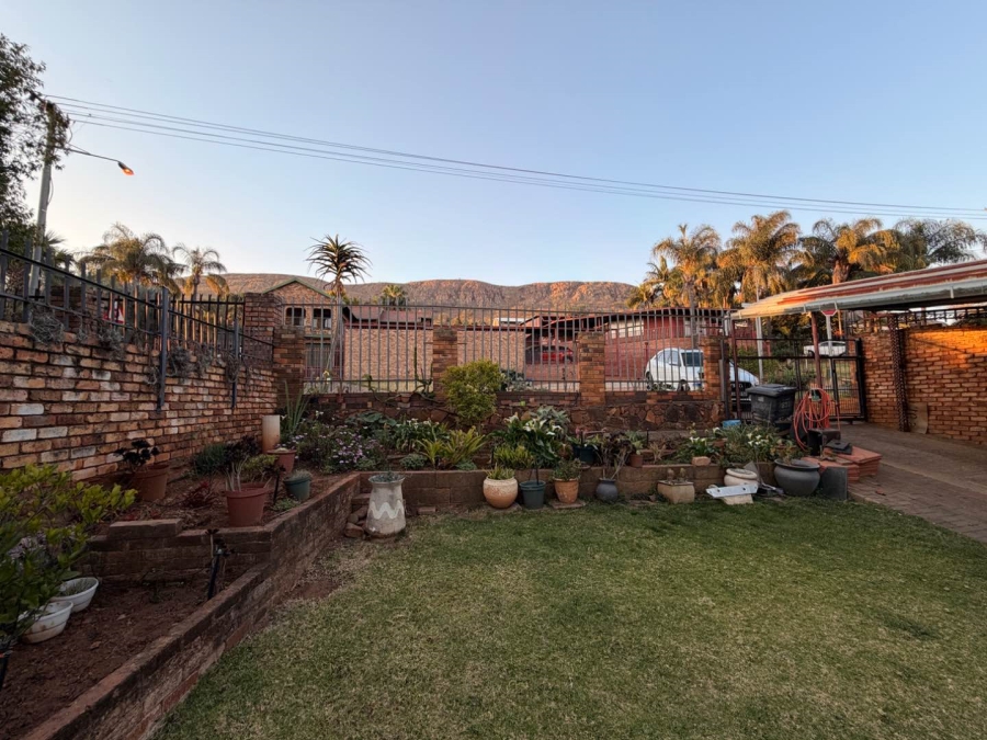 3 Bedroom Property for Sale in Mountain View Gauteng