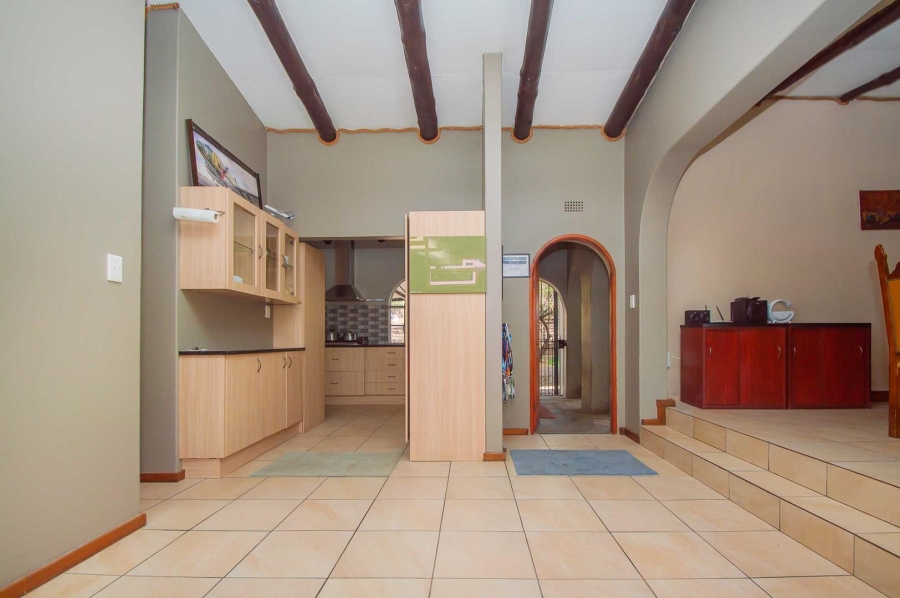 3 Bedroom Property for Sale in Bromhof Gauteng