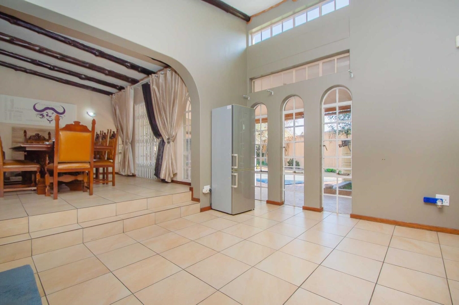 3 Bedroom Property for Sale in Bromhof Gauteng
