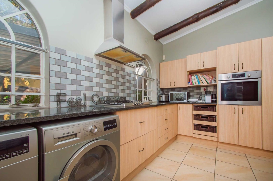 3 Bedroom Property for Sale in Bromhof Gauteng