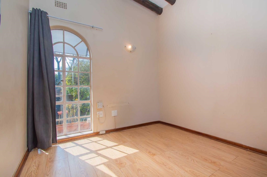 3 Bedroom Property for Sale in Bromhof Gauteng