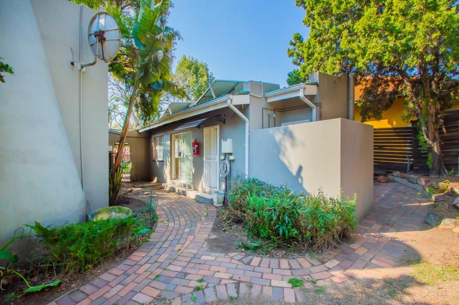 3 Bedroom Property for Sale in Bromhof Gauteng