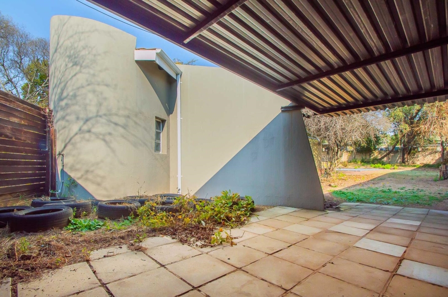 3 Bedroom Property for Sale in Bromhof Gauteng