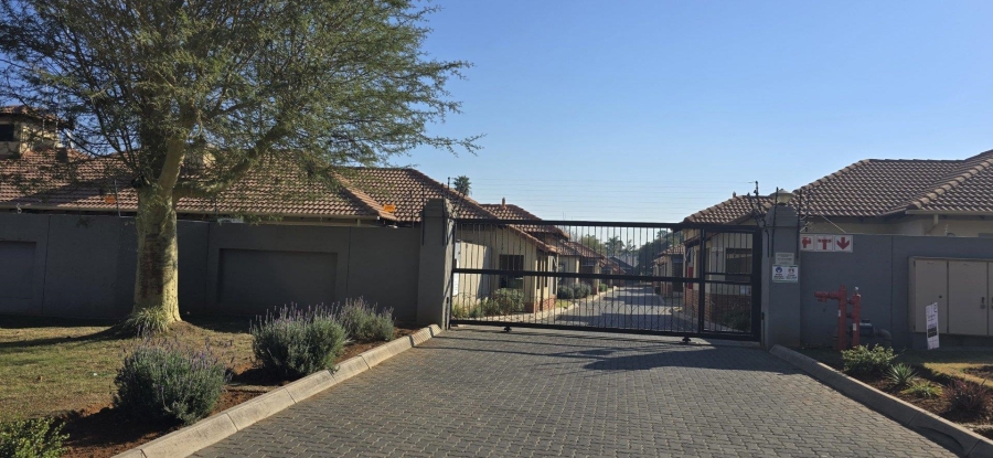 3 Bedroom Property for Sale in Sinoville Gauteng