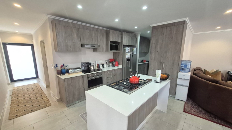 3 Bedroom Property for Sale in Bryanston East Gauteng