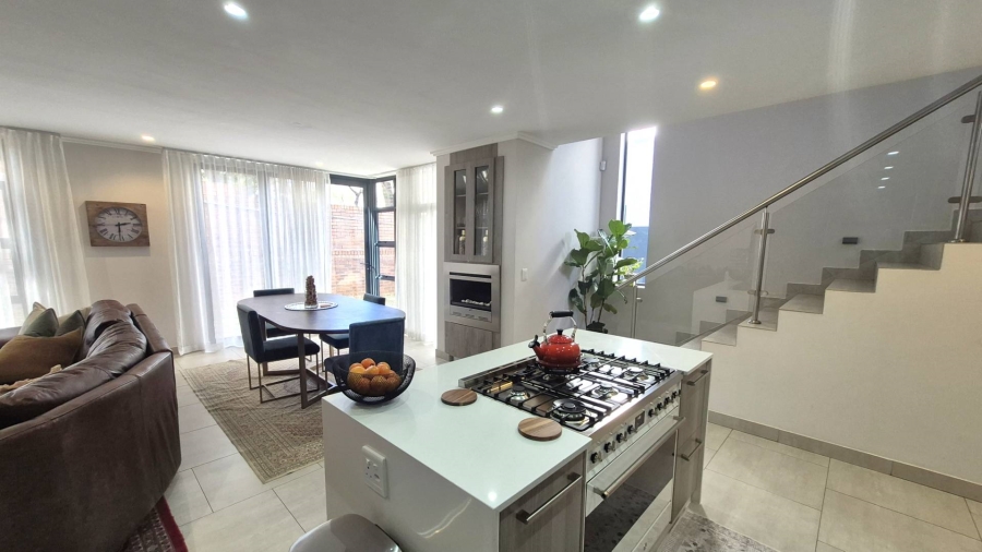 3 Bedroom Property for Sale in Bryanston East Gauteng