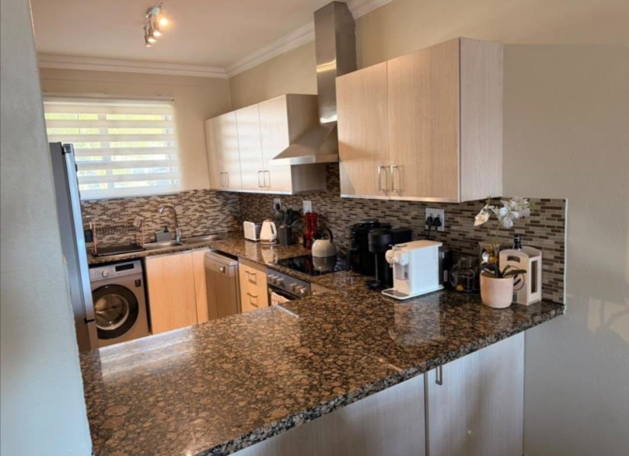 To Let 2 Bedroom Property for Rent in Morningside Gauteng
