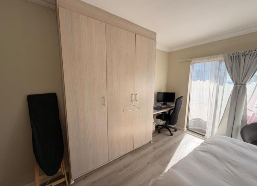 To Let 2 Bedroom Property for Rent in Morningside Gauteng