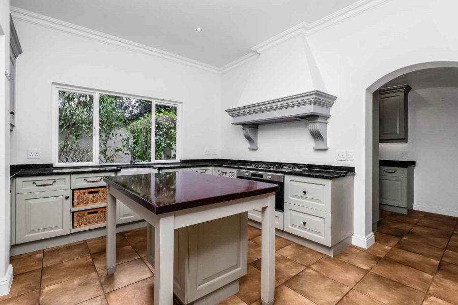 To Let 4 Bedroom Property for Rent in Dainfern Golf Estate Gauteng