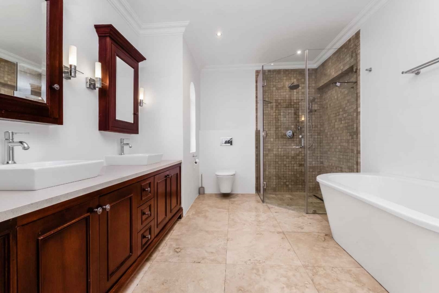 To Let 4 Bedroom Property for Rent in Dainfern Golf Estate Gauteng