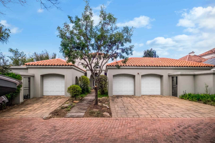 To Let 4 Bedroom Property for Rent in Dainfern Golf Estate Gauteng