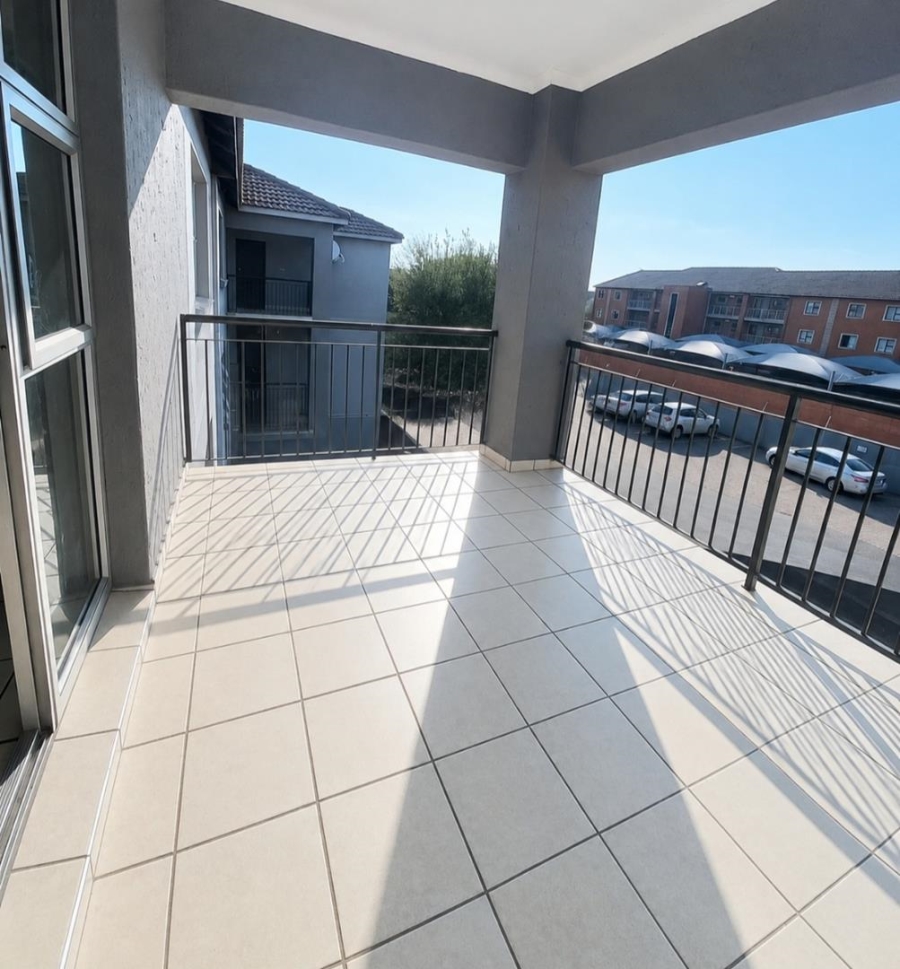 2 Bedroom Property for Sale in Bardene Gauteng