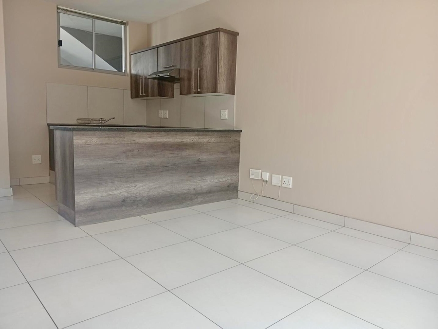 To Let 1 Bedroom Property for Rent in Bryanston Gauteng