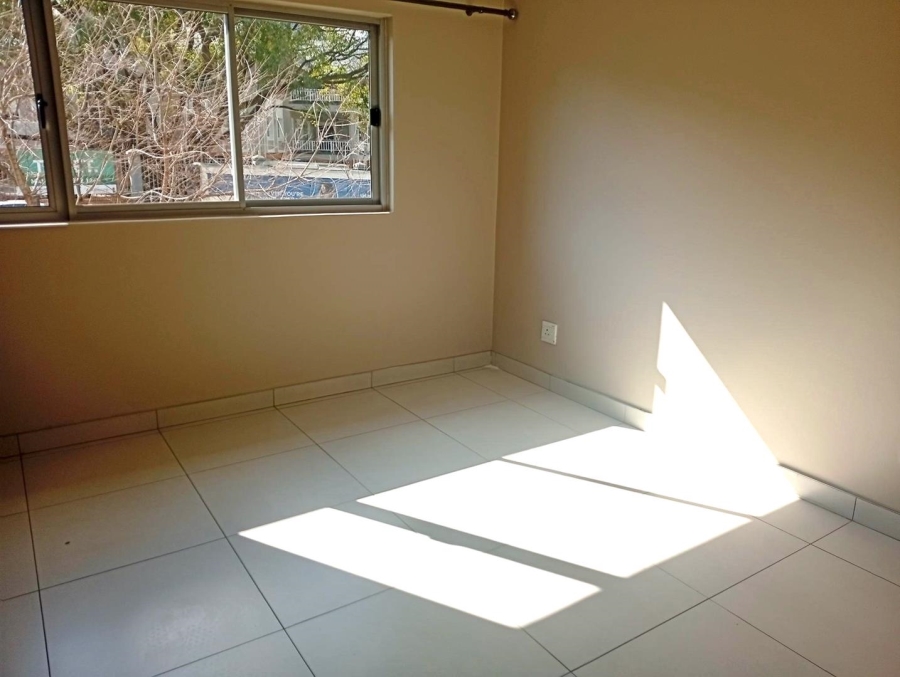 To Let 1 Bedroom Property for Rent in Bryanston Gauteng