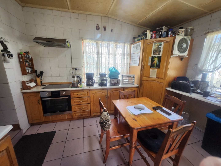 2 Bedroom Property for Sale in Regents Park Gauteng