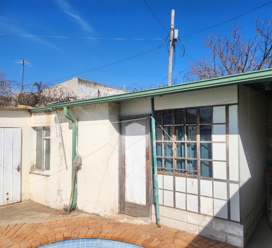 2 Bedroom Property for Sale in Regents Park Gauteng