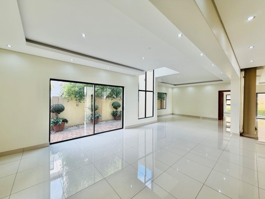 4 Bedroom Property for Sale in Blue Valley Golf Estate Gauteng