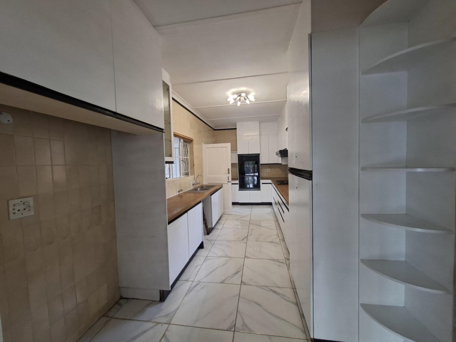4 Bedroom Property for Sale in Lyndhurst Gauteng