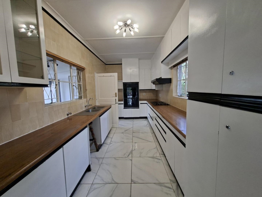 4 Bedroom Property for Sale in Lyndhurst Gauteng
