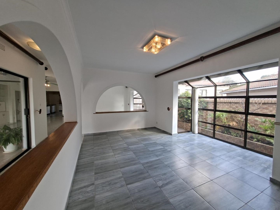4 Bedroom Property for Sale in Lyndhurst Gauteng