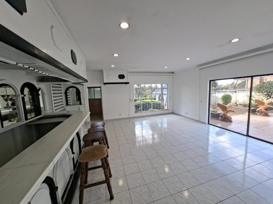 4 Bedroom Property for Sale in Lyndhurst Gauteng