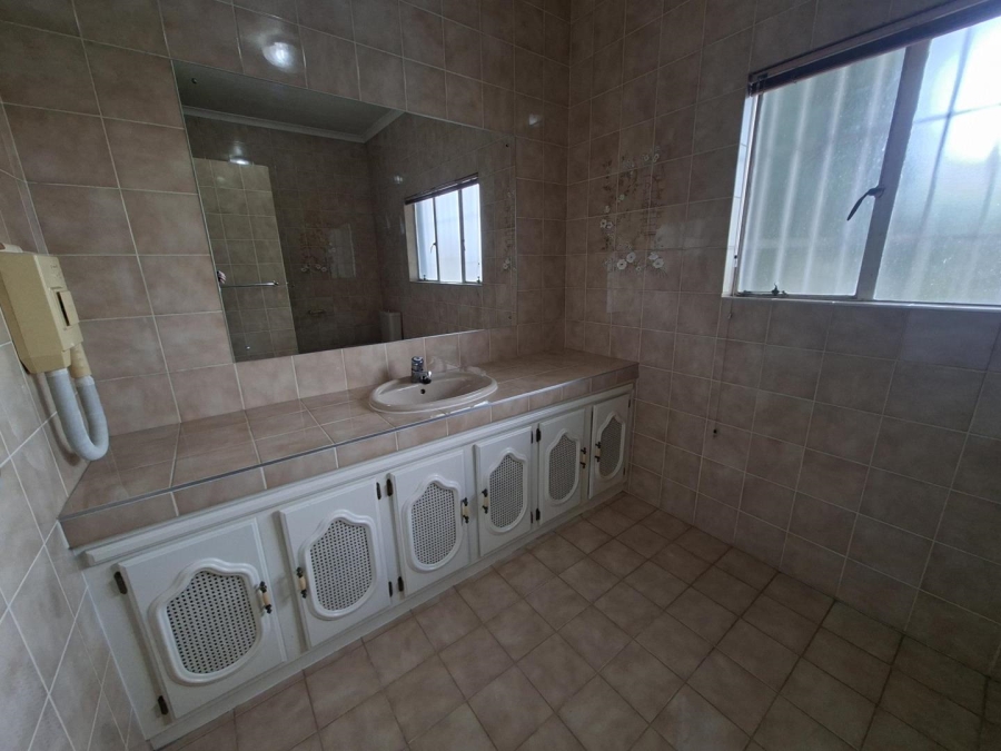4 Bedroom Property for Sale in Lyndhurst Gauteng