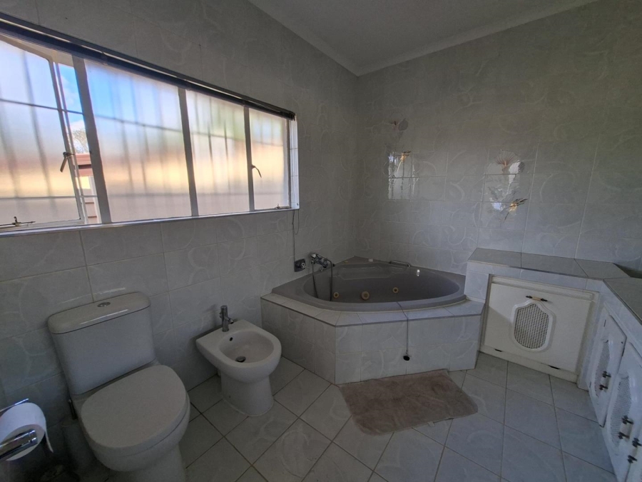 4 Bedroom Property for Sale in Lyndhurst Gauteng