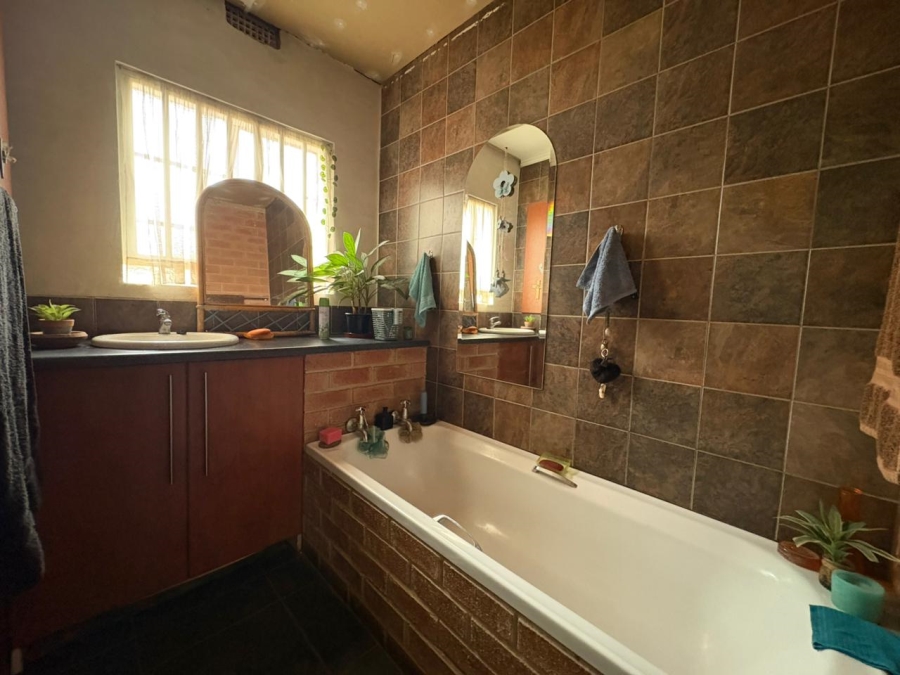3 Bedroom Property for Sale in Witkop Gauteng