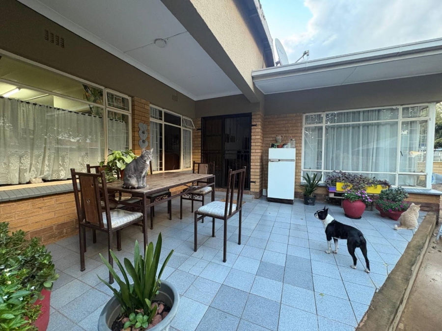 3 Bedroom Property for Sale in Rothdene Gauteng