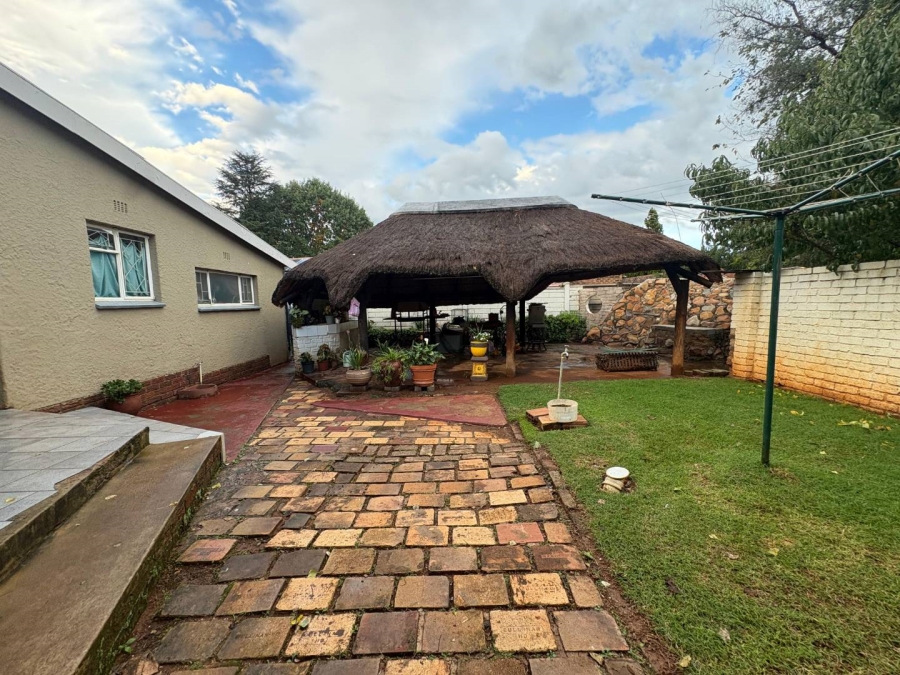 3 Bedroom Property for Sale in Rothdene Gauteng