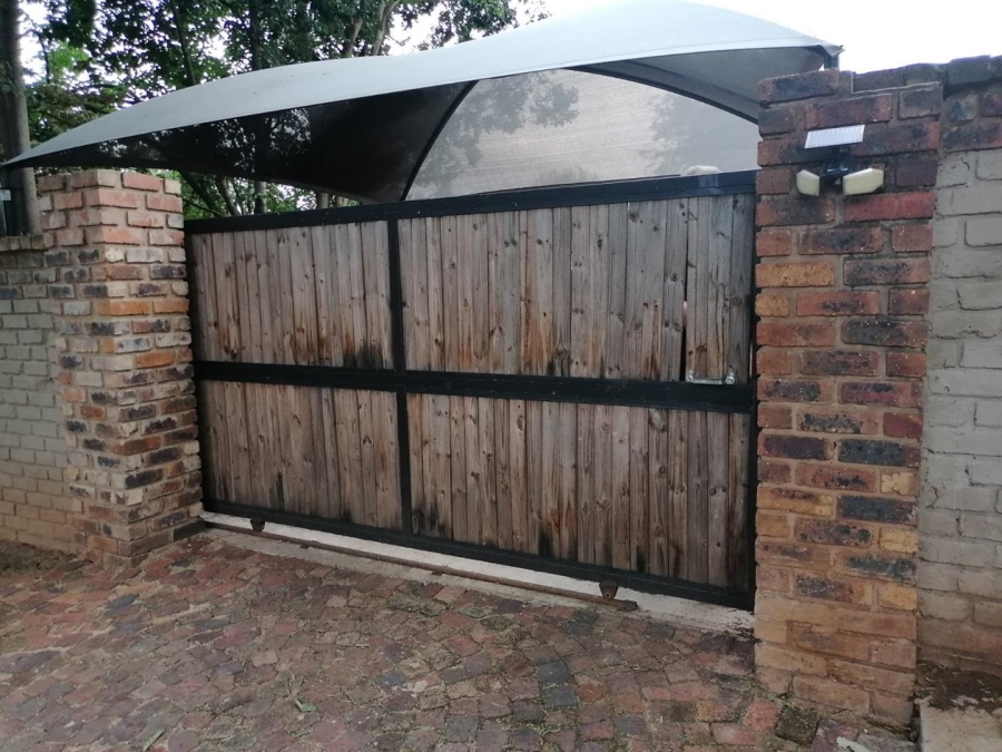 3 Bedroom Property for Sale in Rothdene Gauteng