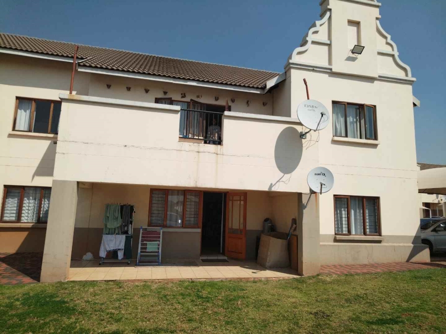 3 Bedroom Property for Sale in Hesteapark Gauteng