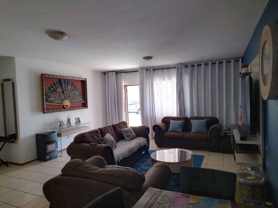3 Bedroom Property for Sale in Hesteapark Gauteng
