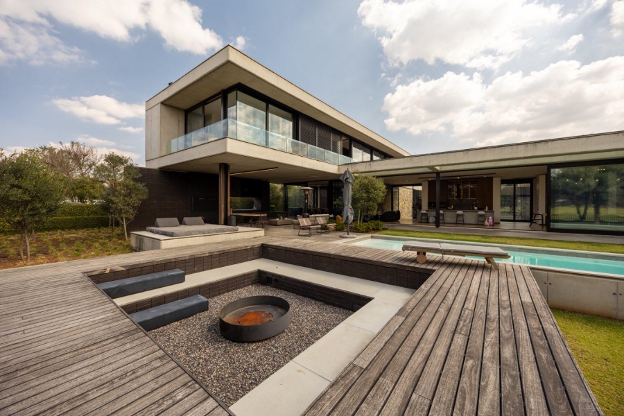 4 Bedroom Property for Sale in Silver Lakes Golf Estate Gauteng