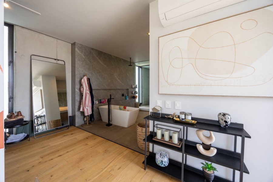 4 Bedroom Property for Sale in Silver Lakes Golf Estate Gauteng