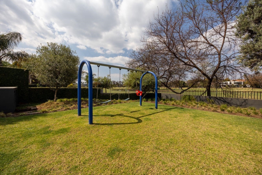 4 Bedroom Property for Sale in Silver Lakes Golf Estate Gauteng