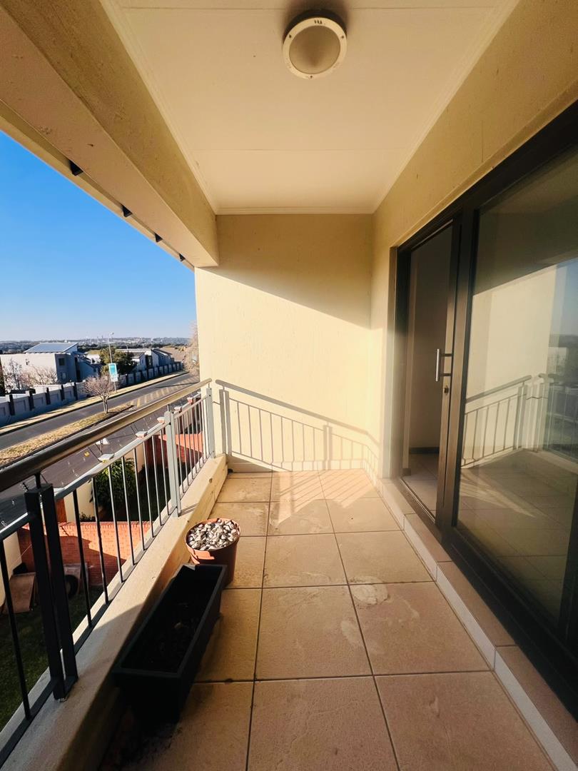 2 Bedroom Property for Sale in Greenstone Hill Gauteng