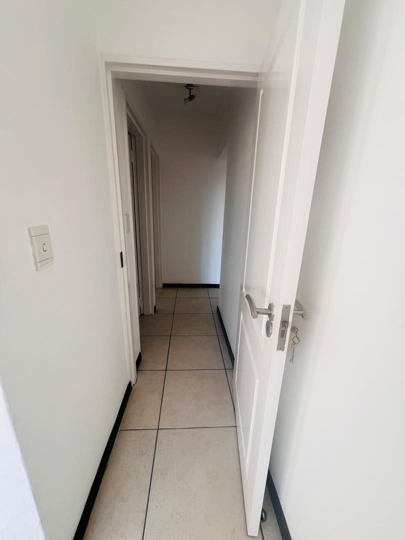 2 Bedroom Property for Sale in Greenstone Hill Gauteng