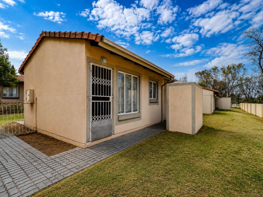 3 Bedroom Property for Sale in Country View Gauteng